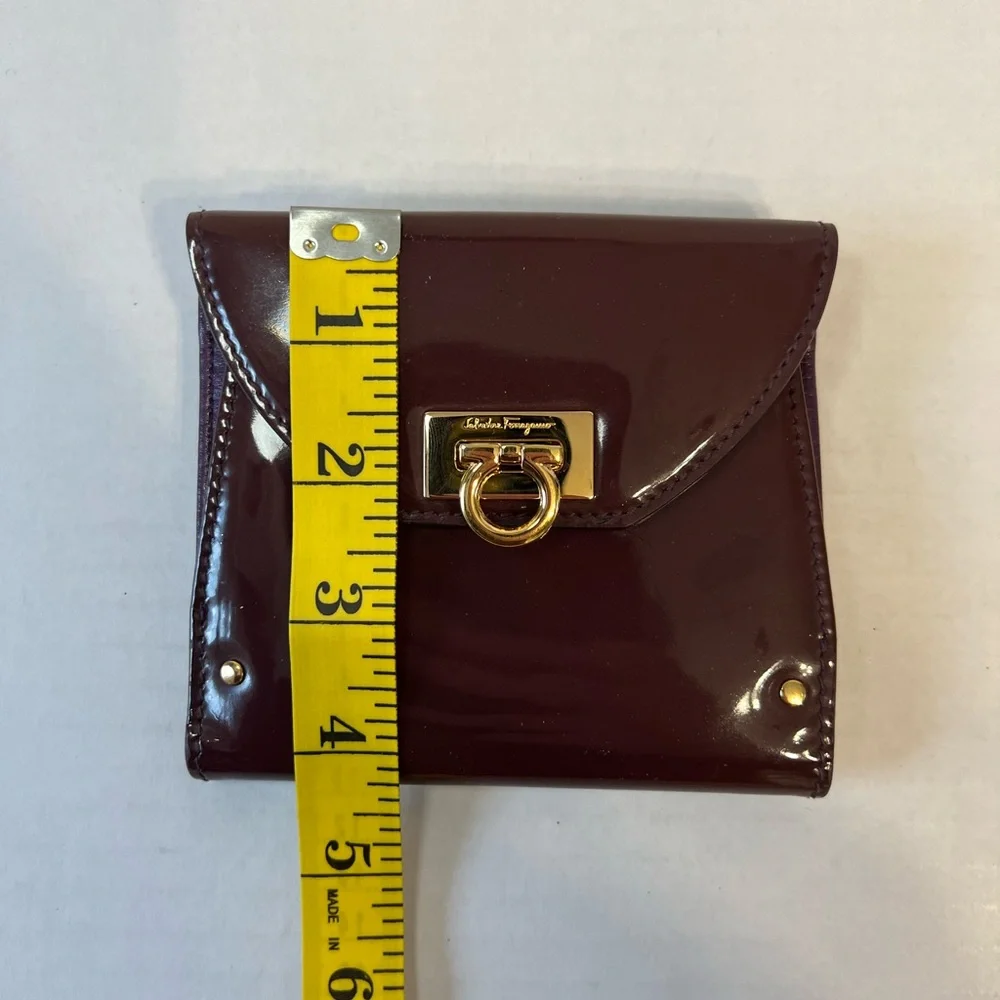 Vintage Salvatore Ferragamo Purple Patent Leather‎ Wallet